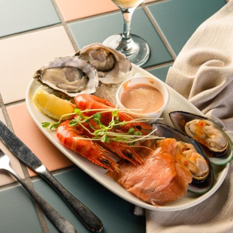 Seafood tasting plate